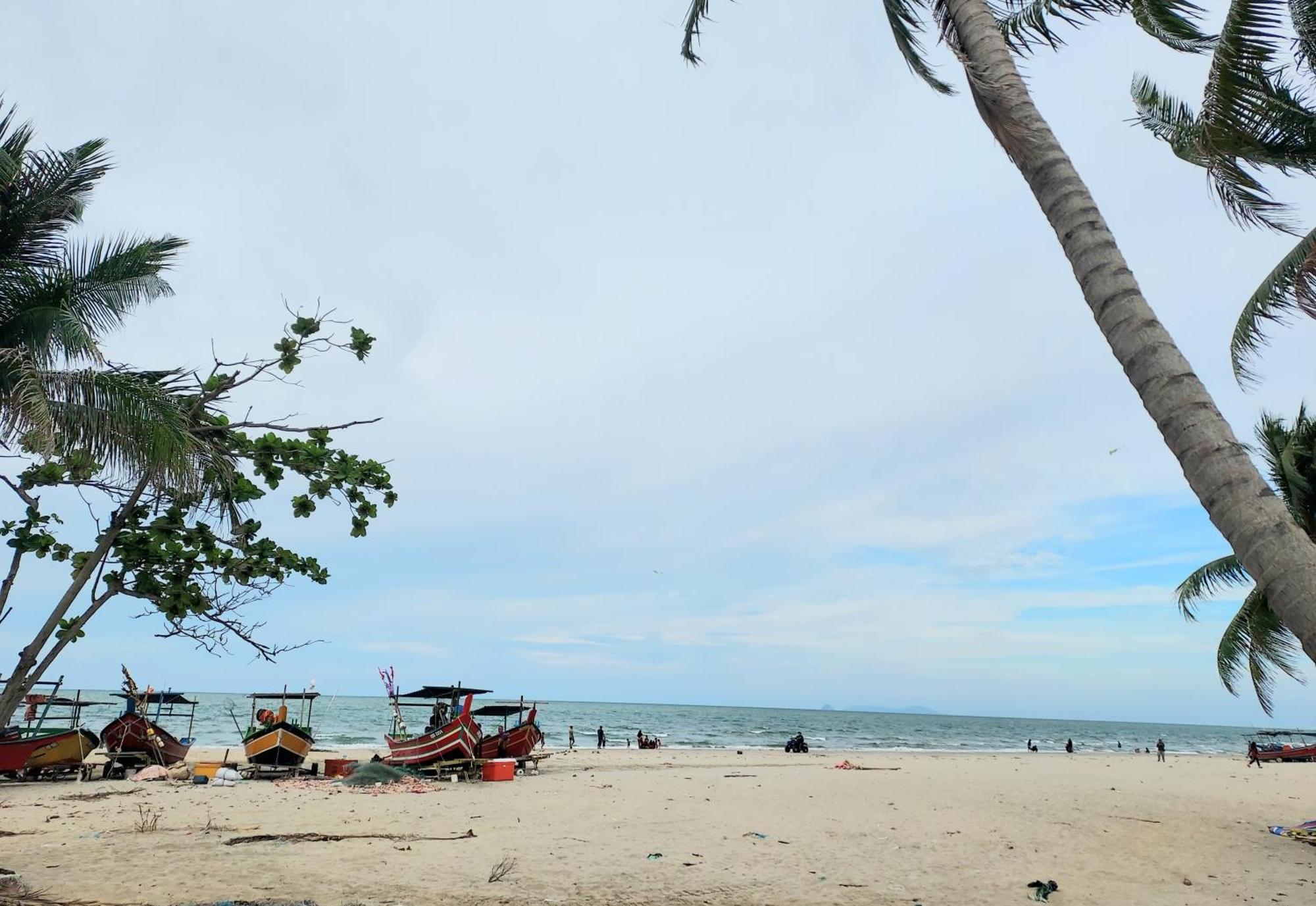 Irama Resort Amir Yjs , Pantai Irama Bachok Exterior foto
